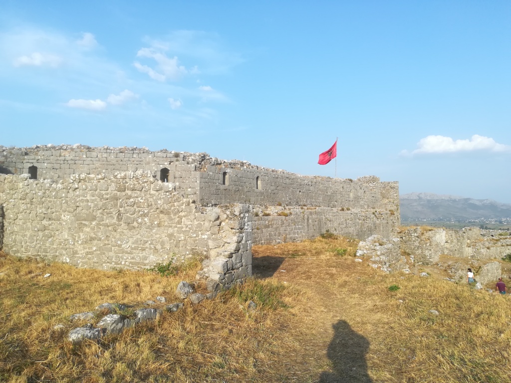 scutari il castello di rozafa